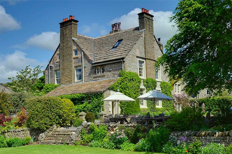 ACCOMMODATION IN SETTLE