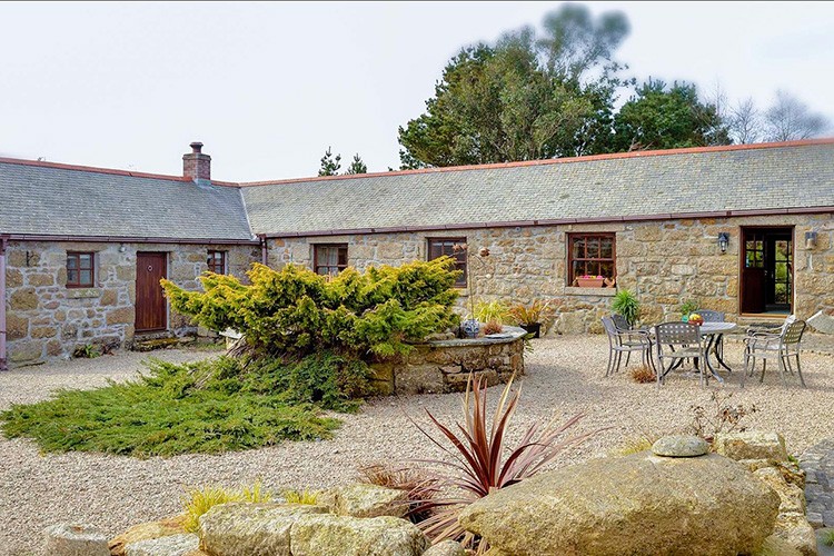 ACCOMMODATION IN WEST CORNWALL