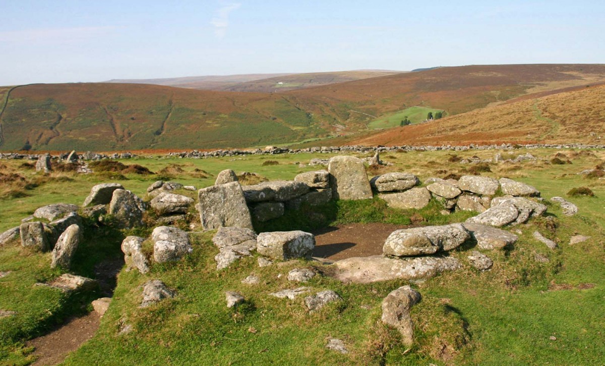 A Bronze Age hut at Grimspound